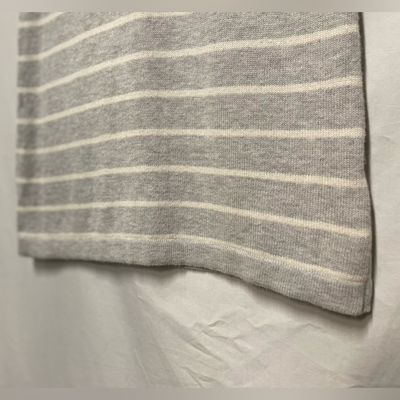 Banana Republic Grey Striped Knit Sweater Dress Short Sleeve Size XS - Picture 8 of 13